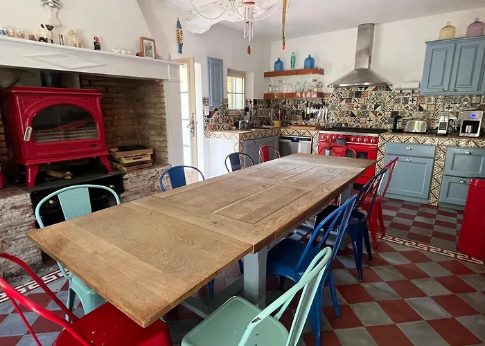 Toscane - Atelier D'artistes Et à 20 Mn De Toulouse Bed & Breakfast 4*